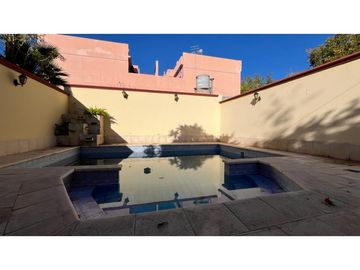 VENDE CASA EN BOMBAL SUR GODOY CRUZ ( barrio Arizu )