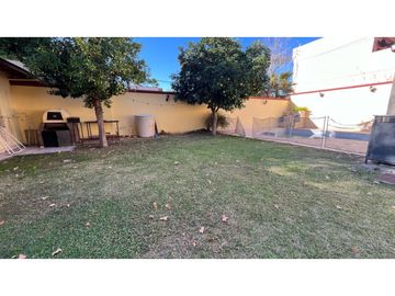 VENDE CASA EN BOMBAL SUR GODOY CRUZ ( barrio Arizu )