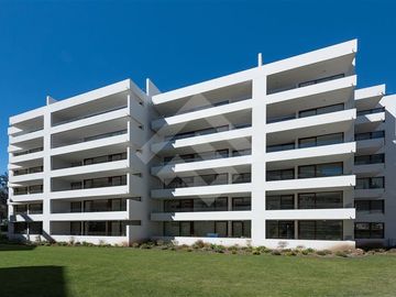 Penthouse con terraza, quincho y jacuzzi en La Dehesa