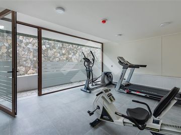 Penthouse con terraza, quincho y jacuzzi en La Dehesa