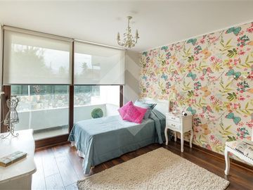 Penthouse con terraza, quincho y jacuzzi en La Dehesa