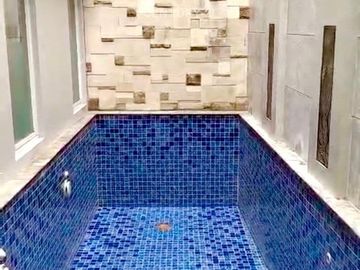 DIJUAL RUMAH BARU RENOVASI ADA POOL CIPETE JAKARTA SELATAN