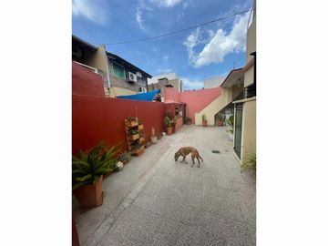 DEPARTAMENTO TIPO CASA EN LOMAS DEL MIRADOR