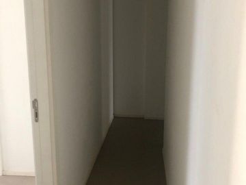 PISO EN PLAZA MITRE CON DOBLE COCHERA Y BAULERA