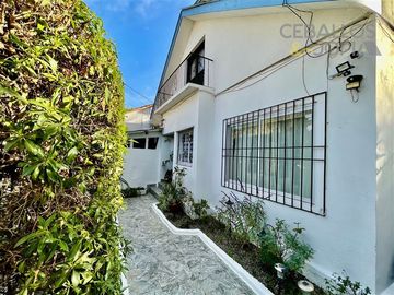 Casa en venta de 4 dorm. en Villa Alemana