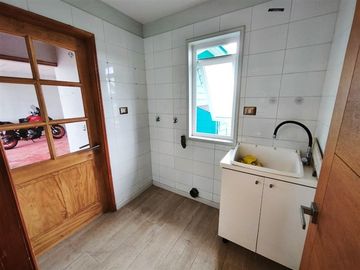 Casa en arriendo de 4 dorm. en Puerto Varas Cond las Bahías.