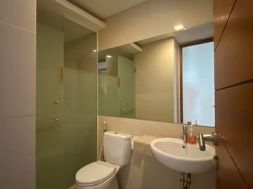 Dijual Apartemen De Residence, Surabaya