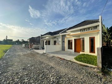 Di jula Rumah siap bangun lingkungan aman dan nyaman harga 460 jt-an
