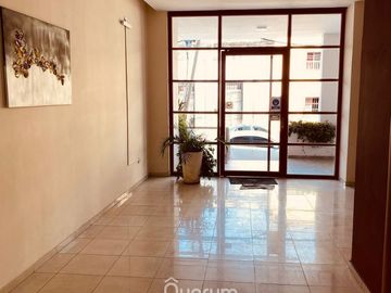 Departamento de UN dormitorio, dos balcones a estrenar, en VENTA en calle Piedras al 200