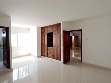 casa en venta en urbanización nueva granada. Cod V107703