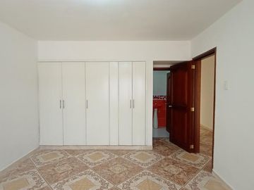 casa en venta en urbanización nueva granada. Cod V107703