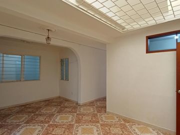 casa en venta en urbanización nueva granada. Cod V107703