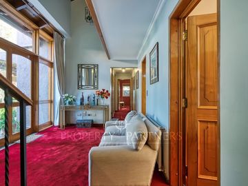 Encantadora y cálida casa en venta. La Reina Alta