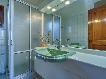 Encantadora y cálida casa en venta. La Reina Alta