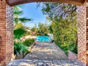 Encantadora y cálida casa en venta. La Reina Alta