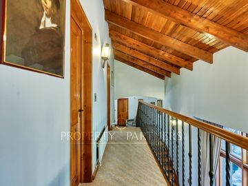 Encantadora y cálida casa en venta. La Reina Alta
