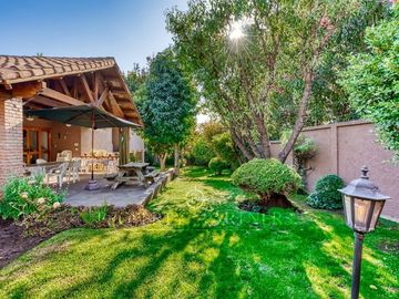 Encantadora y cálida casa en venta. La Reina Alta