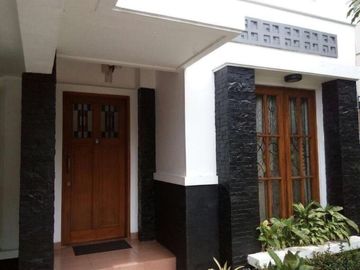 Rumah Bintaro Menteng Dekat Mall BXC Tangerang Selatan