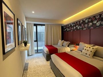 DEPARTAMENTO EN VENTA TOTALMENTE DECORADO Y AMUEBLADO EN COL DEL VALLE