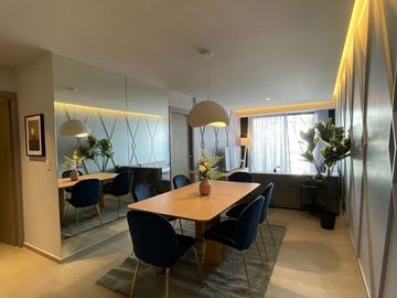 DEPARTAMENTO EN VENTA TOTALMENTE DECORADO Y AMUEBLADO EN COL DEL VALLE