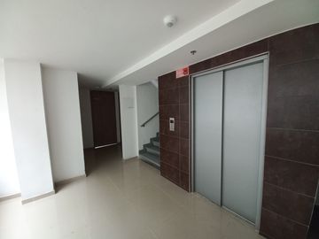 apartamento en venta en conjunto residencial portobello  piso 7. Cod V13275