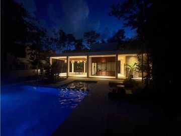 Casas en venta playa del carmen selvanova Coto 10