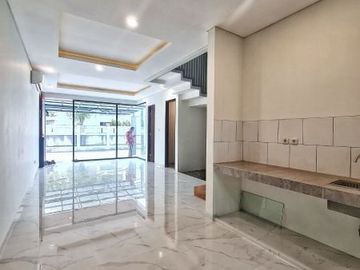 Rumah Baru Siap Huni Di Pesanggrahan Jakarta Selatan