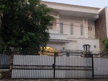 Disewa Rumah Mewah dan Lokasi Strategis - kebayoran baru jaksel