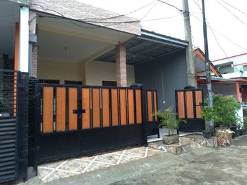Dijual Rumah Minimalis Siap Huni dekat fasilitas di Pondok Ungu Permai Bekasi