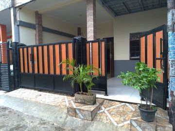 Dijual Rumah Minimalis Siap Huni dekat fasilitas di Pondok Ungu Permai Bekasi