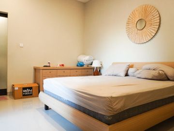 VILLA PRIVATE POOL 2 KAMAR DEKAT JALAN UTAMA DI JIMBARAN