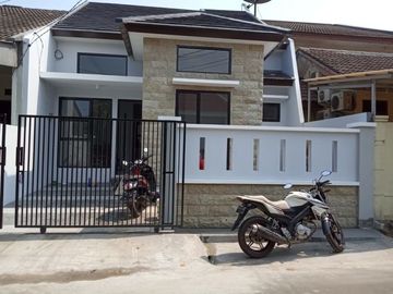 Dijual Rumah Griyaloka Jl Tanjung BSD City Tangerang Saat ini dalam proses pembangunan