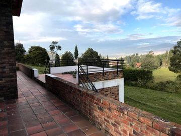 VENTA - ARRIENDO CASA CAMPESTRE EN SOGAMOSO