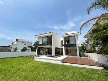Paraiso Country club