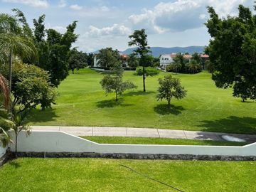 Paraiso Country club