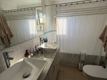 Parcela con gran casa y piscina Sector Liray - Chicureo