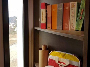 HERMOSO CHALET EN BARRIO CERRADO LOMAS DEL REY. 3 DORMITORIOS + 2 DEPTOS - PARQUE -PSICINA