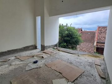 DIJUAL RUMAH MEWAH 2 LANTAI DI MLATI SLEMAN