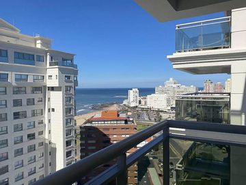 Imperiale III 3 dormitorios 4 baños piso alto - Playa Brava