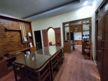 RUMAH JOGLO IDAMAN TANAH LUAS DENGAN KOLAM RENANG DI MLATI SLEMAN