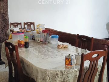 Rumah Dijual, Asri 2 Lantai - Kelapa Gading
