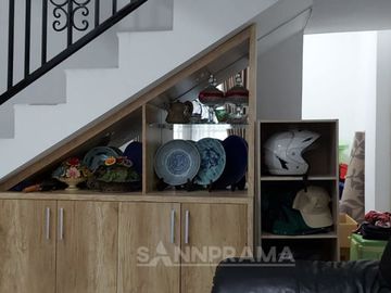 Rumah siap huni setrategis di tengah kota depok