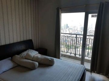 JUAL Apartemen Cosmo Mansion,1BR full furnish high floor