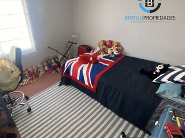 SE VENDE AMPLIO DPTO CARRERA PINTO VILLA ALEMANA