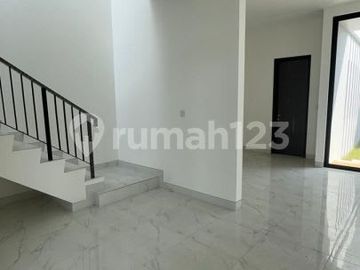 Rumah Mewah Pik 2 Dijual Cepat Harga Termurah