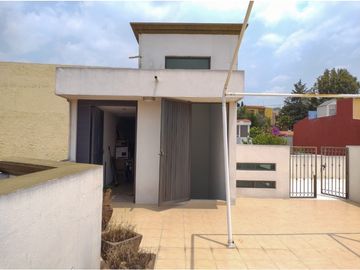 Casas En Venta En Lomas Del Marmol 1a Sección La Calera