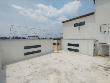 Casas En Venta En Lomas Del Marmol 1a Sección La Calera