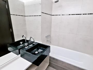 A ESTRENAR 3 amb con parrilla propia apto profesional, pileta, sum, Laundry