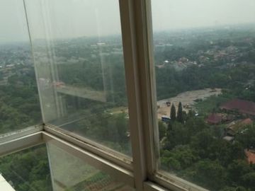 Dijual Cepat Unit 2 BR Apartemen Cinere Bellevue Suites, Cinere
