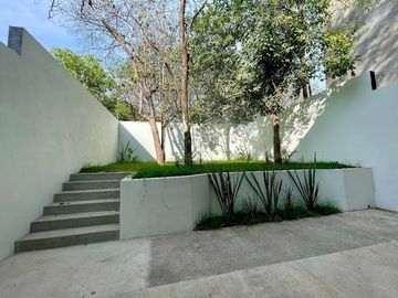 Casa en Venta en Coto Privado Zona Norte Colima